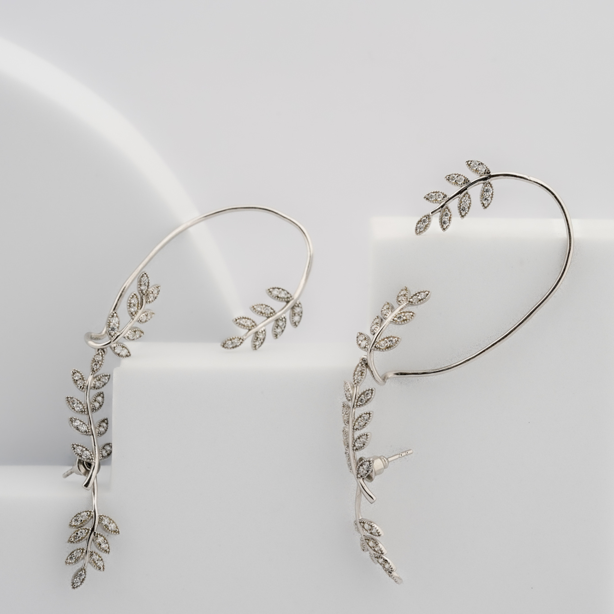 925 sterling silver leaf decor earcuff earring AUS-1007