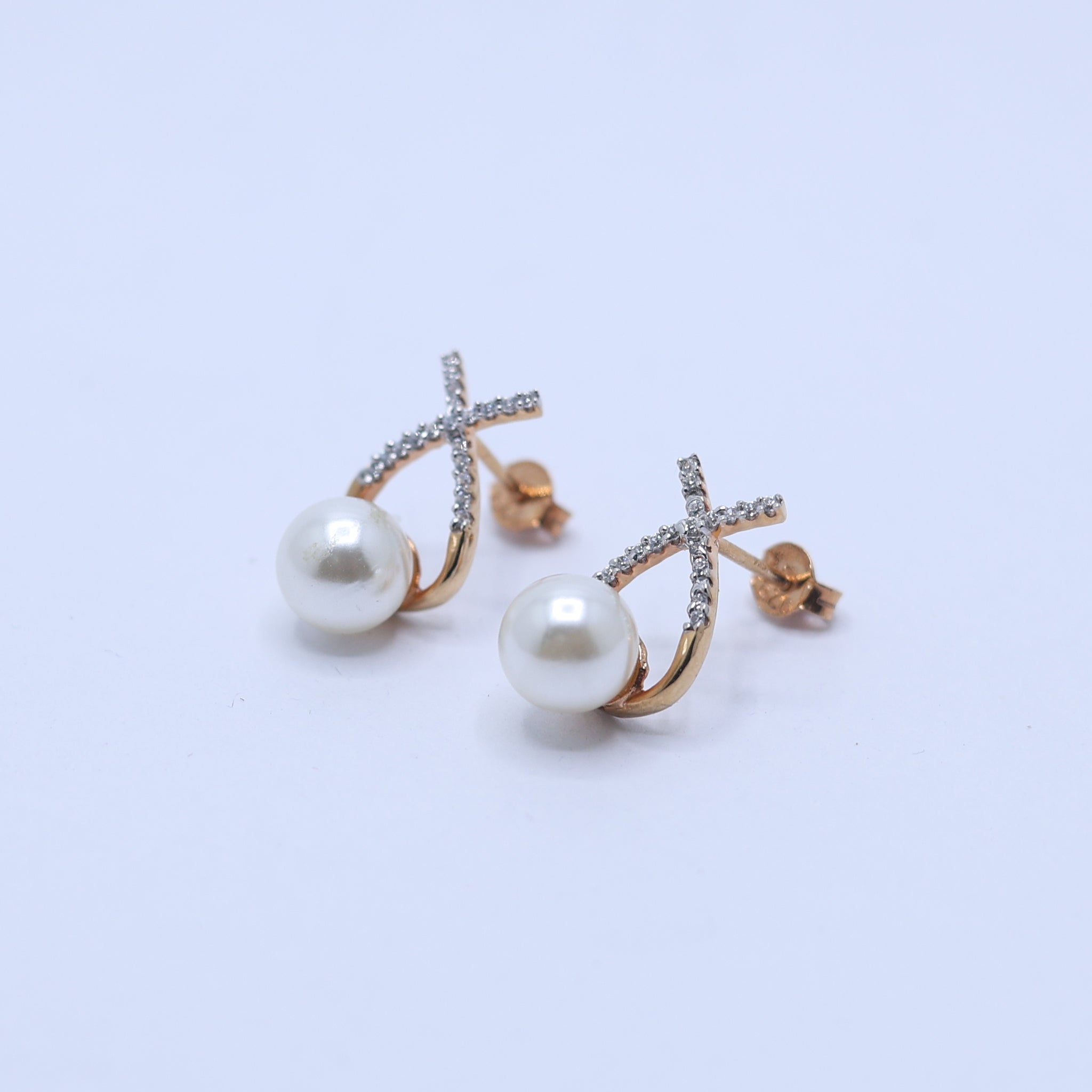 Silver Pearl Stud crossed Yellow Gold Earring For Woman