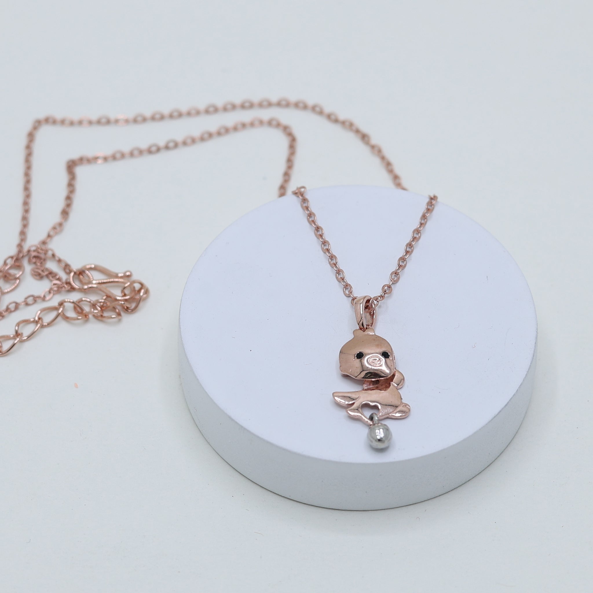 Small Playful Silver Rose Gold Tweety Bird Pendant For Kids