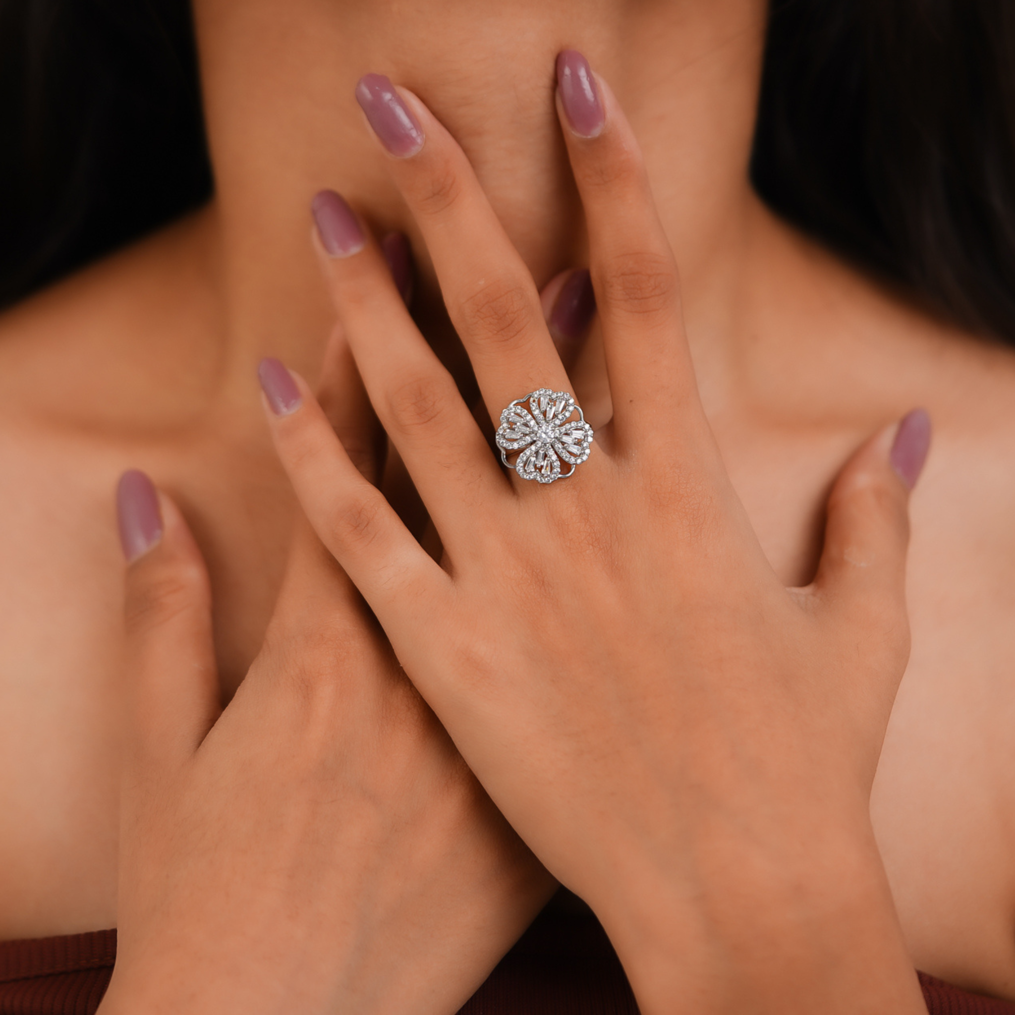 Spinning Clover Ring