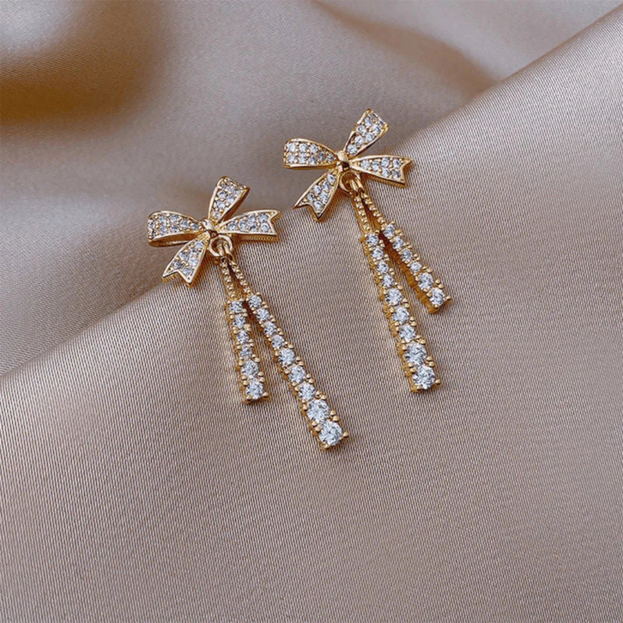 Silver Glittering Tassel Sophisticated Bowknot Yellow Gold Earring For Woman