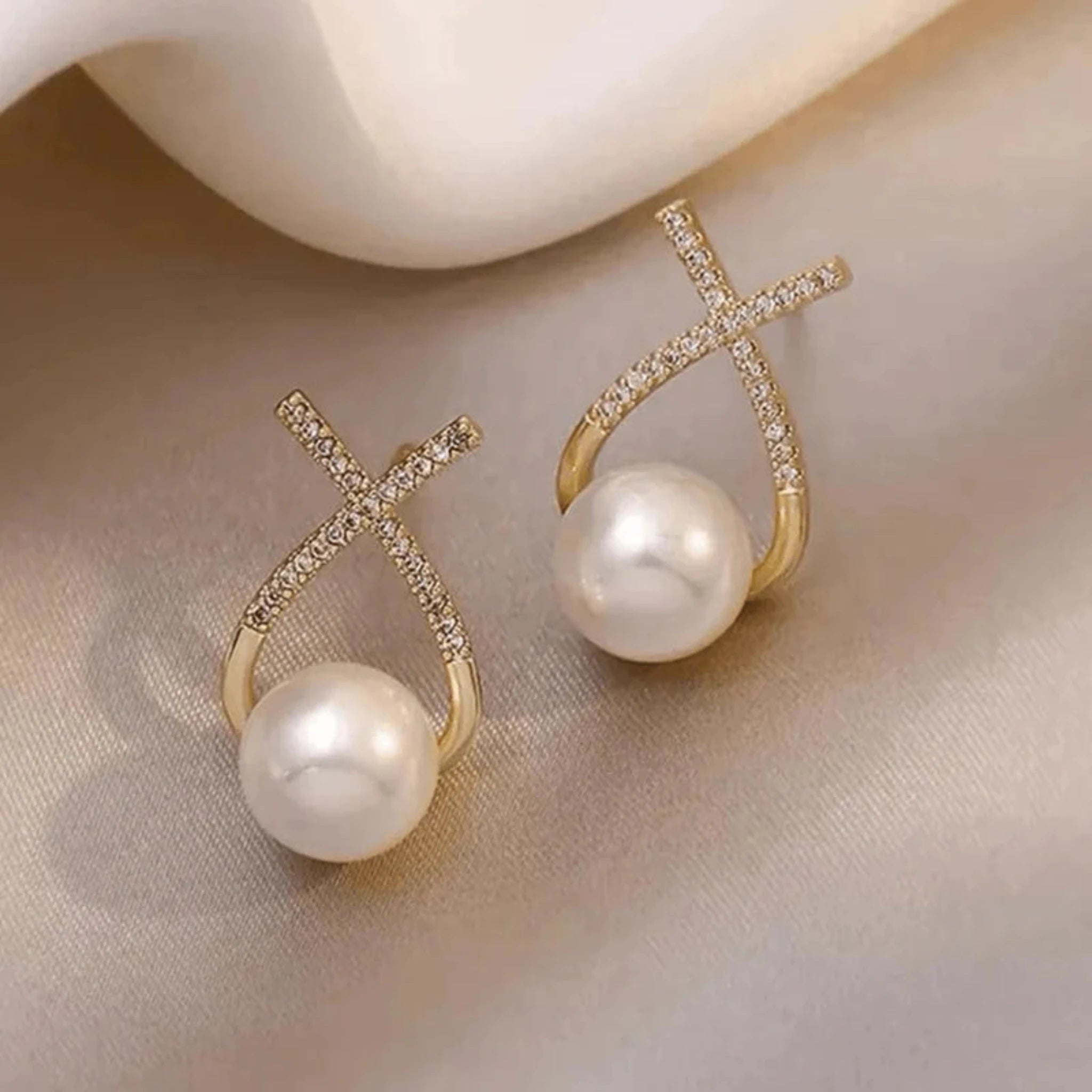 Silver Pearl Stud crossed Yellow Gold Earring For Woman