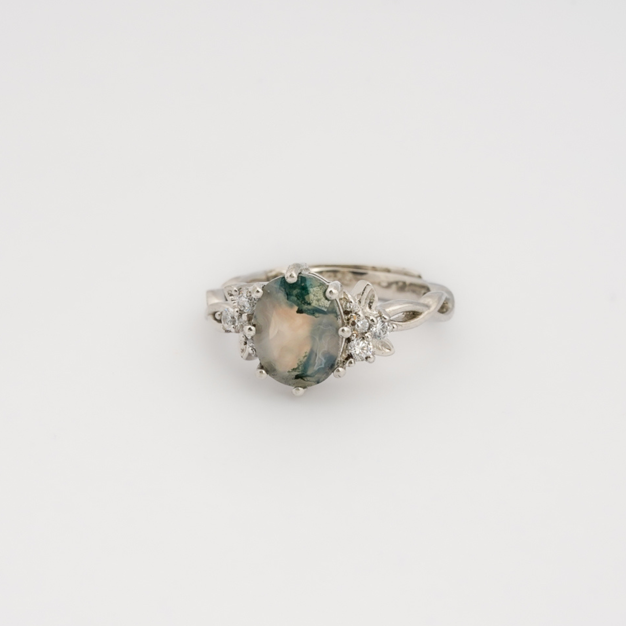 Oval Moss Agate Ring