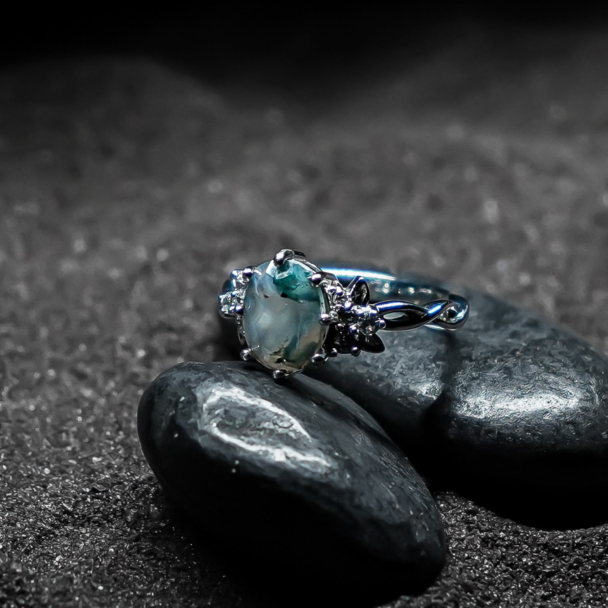 Oval Moss Agate Ring